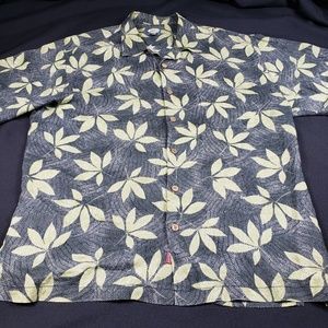 Tommy Bahama Hawaiian Button Up Shirt